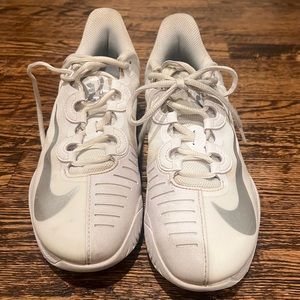 NIKE COURT AIR ZOOM GP TURBO WOMENS TENNIS SHOE